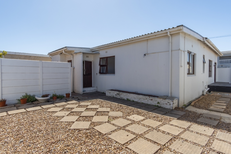 3 Bedroom Property for Sale in Heathfield Western Cape